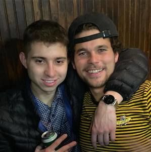 Meet your Posher, Hunter